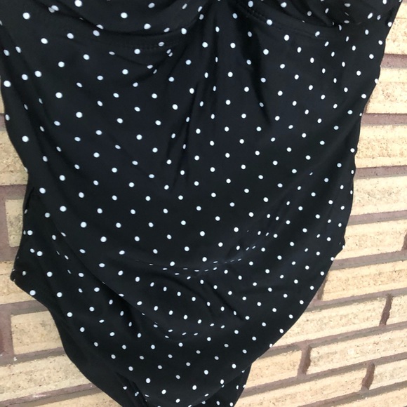 Black and White Polka Dot 50's Style Swimsuit - 8 - Picture 6 of 9